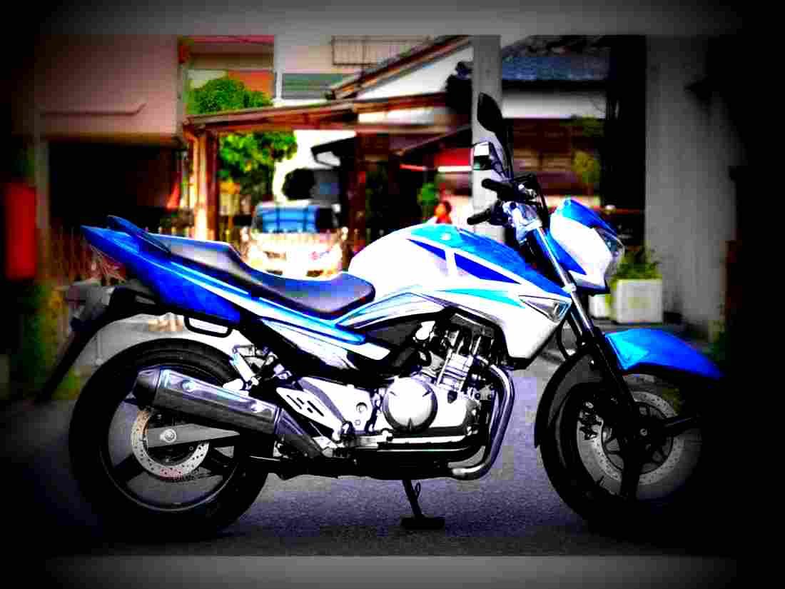 Suzuki GSR250 2018 4 motorbike A4 Photo Print