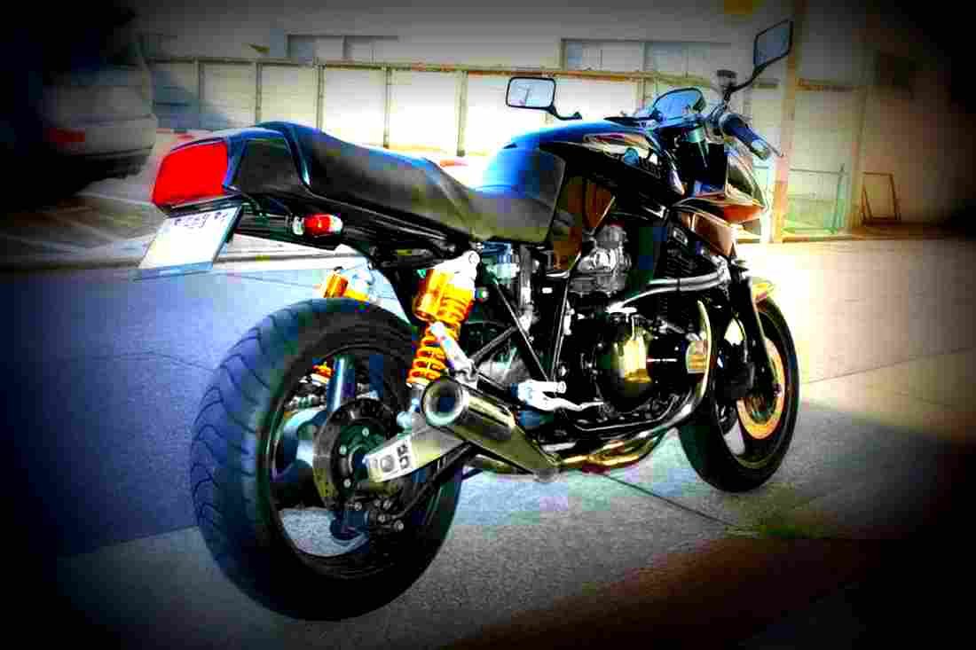 Suzuki GSX 1100 S Katana 1983 6 motorbike A4 Photo Print