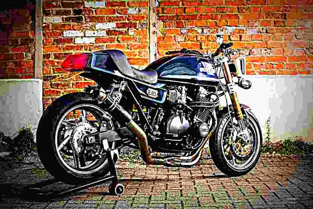 Suzuki GSX 400 E 1982 3 motorbike A4 Photo Print