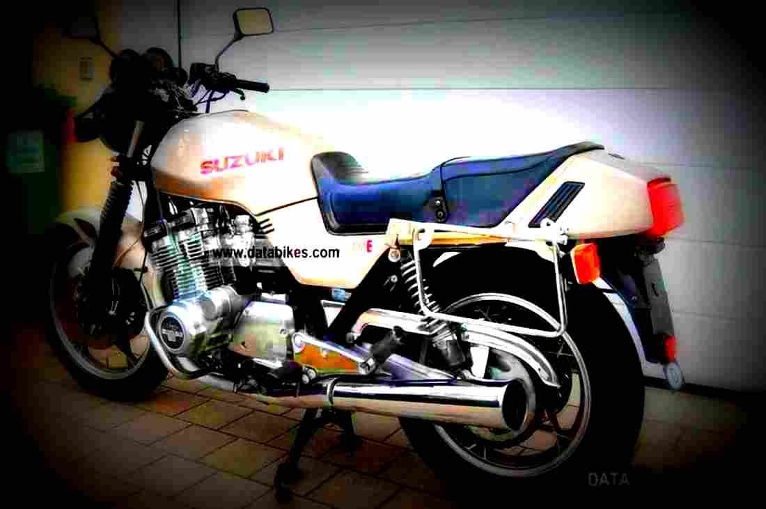 Suzuki GSX 400 E 1985 2 motorbike A4 Photo Print