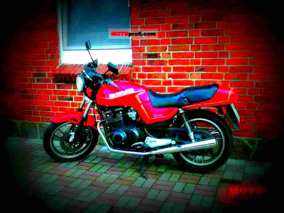 Suzuki GSX 400 E 1987 1 motorbike A4 Photo Print
