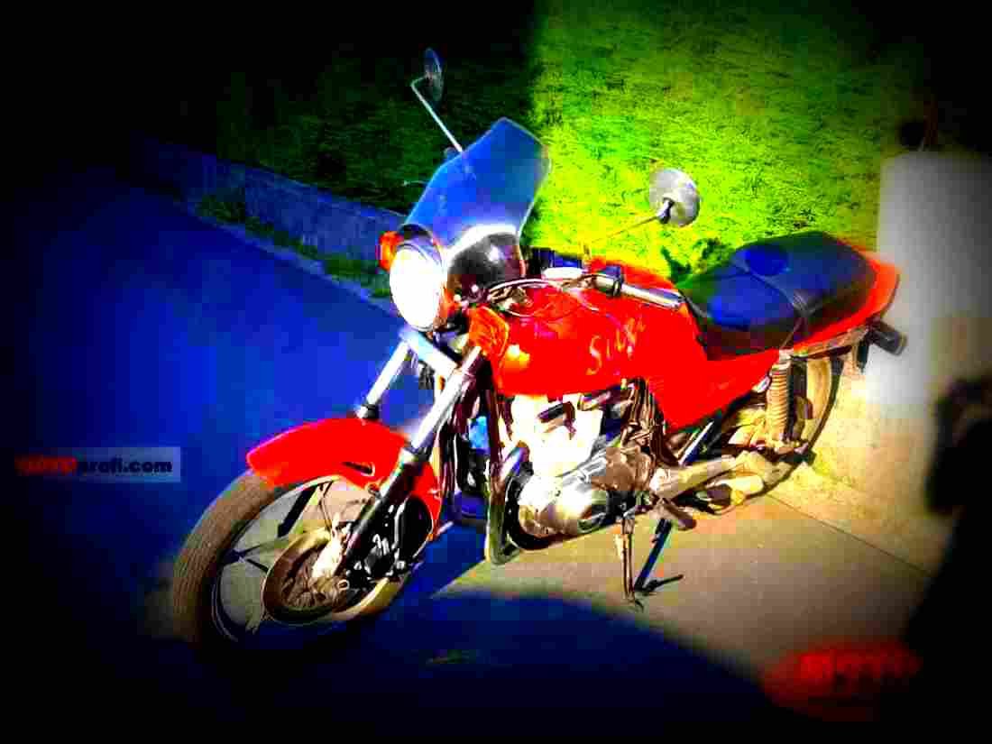 Suzuki GSX 400 E 1987 3 motorbike A4 Photo Print