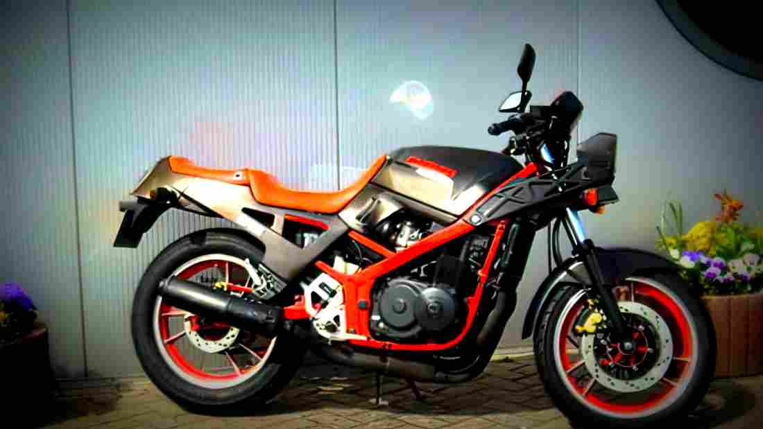 Suzuki GSX 400 Impuls 1991 4 motorbike A4 Photo Print