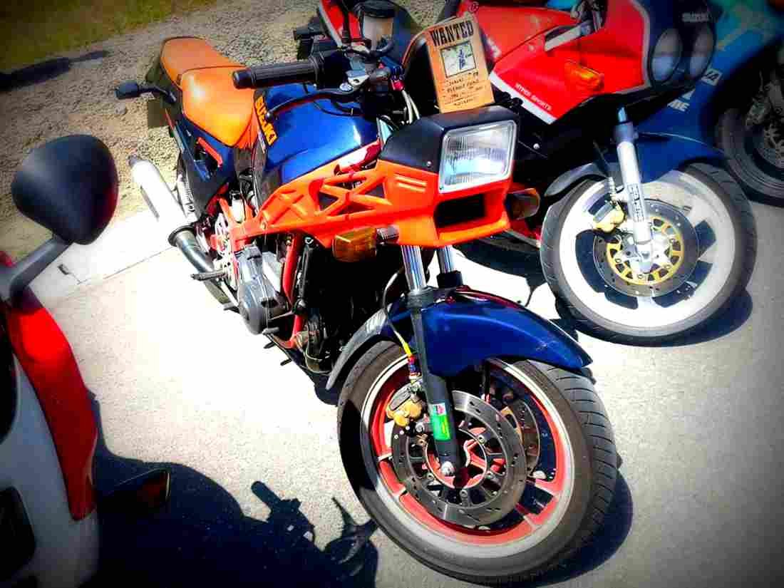 Suzuki GSX 400 X Impulse 1986 5 motorbike A4 Photo Print
