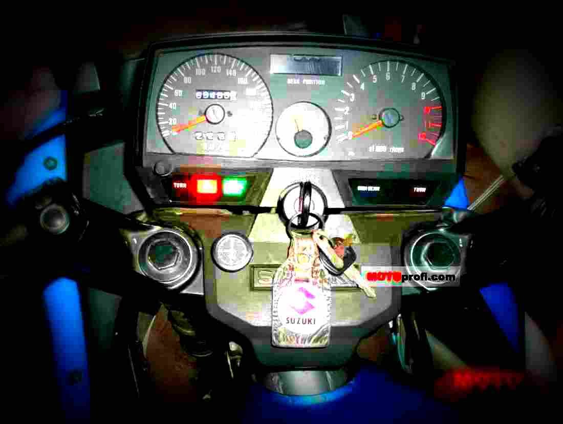 Suzuki GSX 550 ES 1984 3 motorbike A4 Photo Print