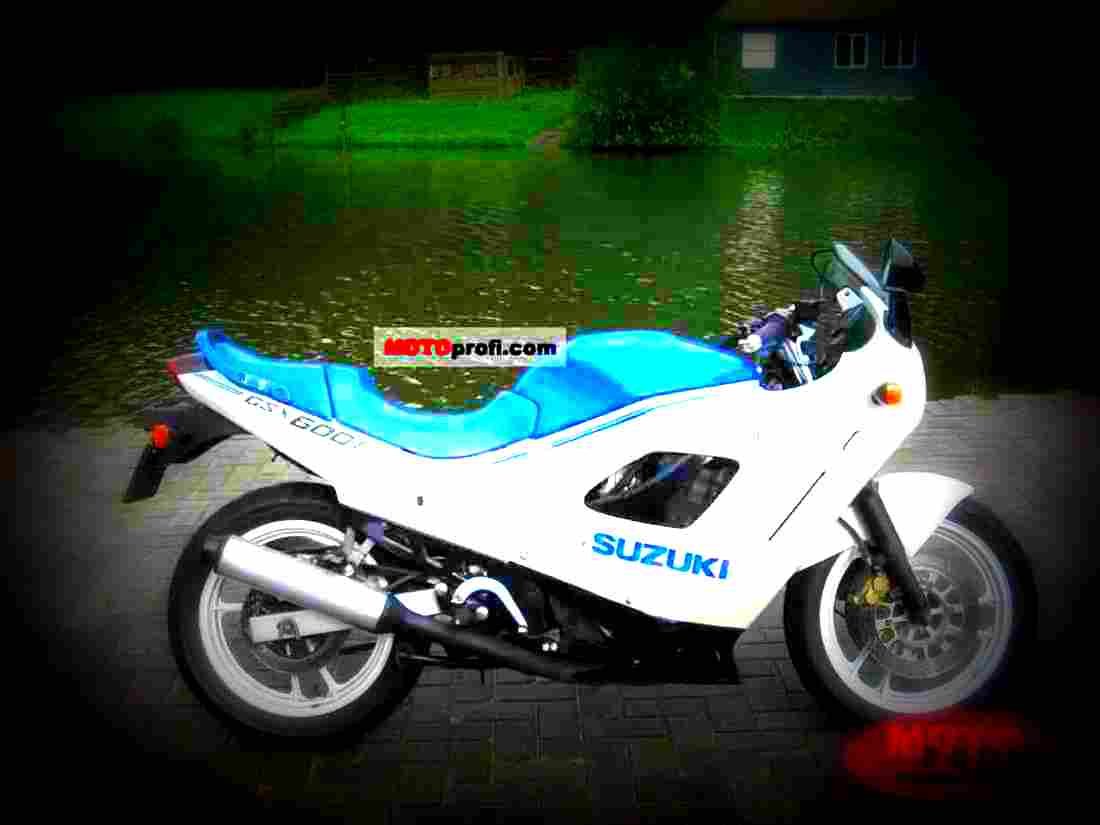 Suzuki GSX 600 F 1988 1 motorbike A4 Photo Print