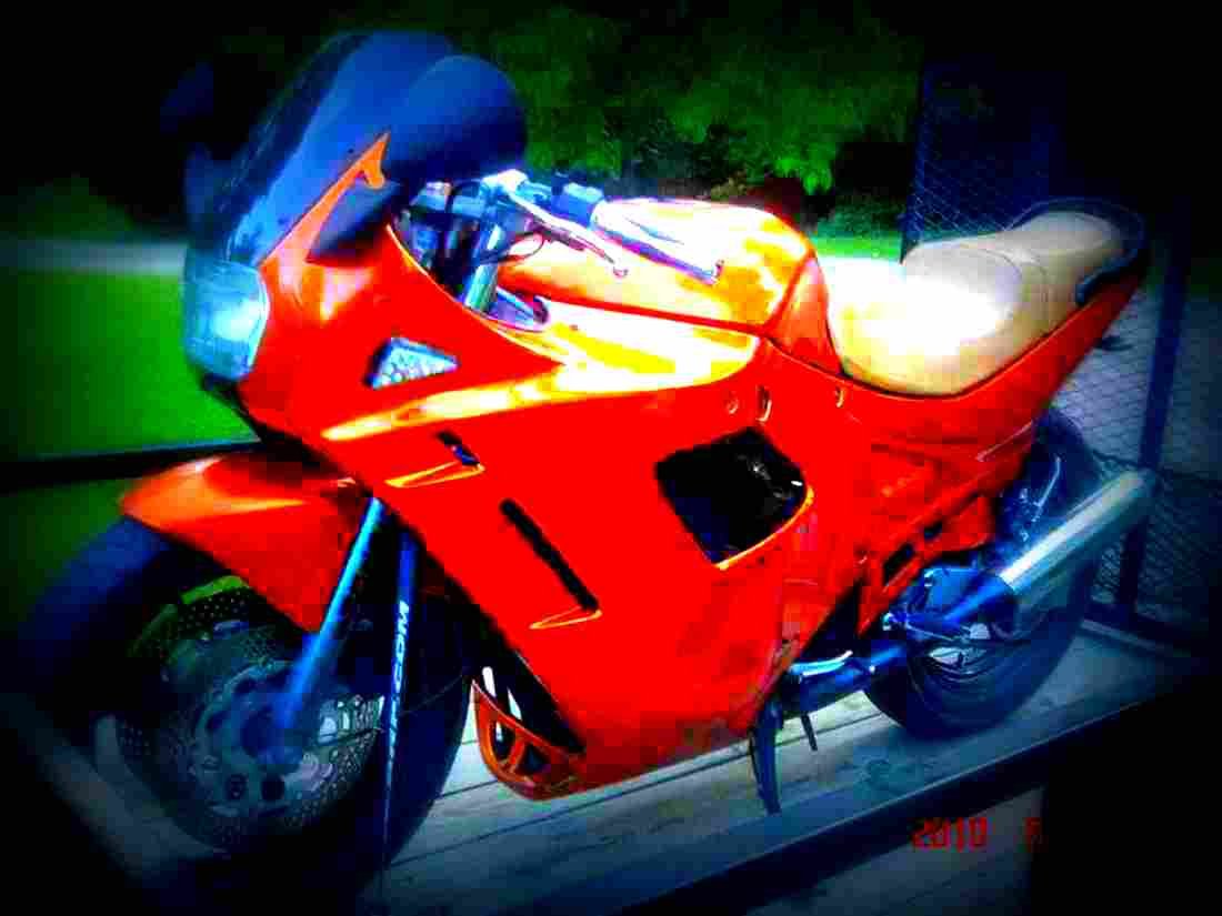 Suzuki GSX 600 F (reduced effect) 1992 1 motorbike A4 Photo Print