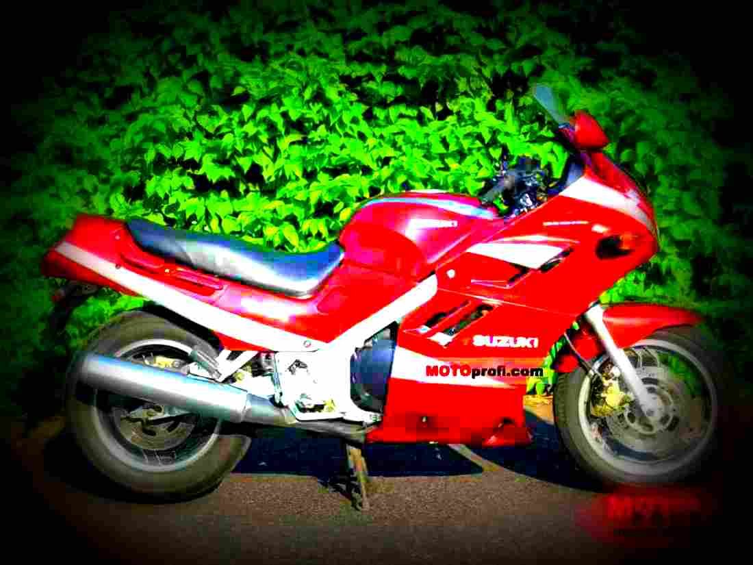 Suzuki GSX 600 F (reduced effect) 1992 5 motorbike A4 Photo Print