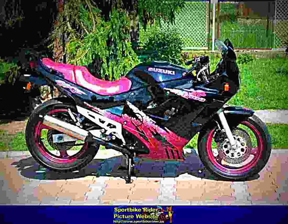 Suzuki GSX 600 FS 1995 5 motorbike A4 Photo Print