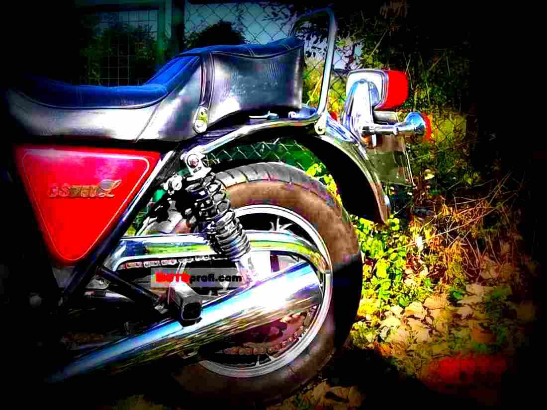Suzuki GSX 750 L 1980 1 motorbike A4 Photo Print