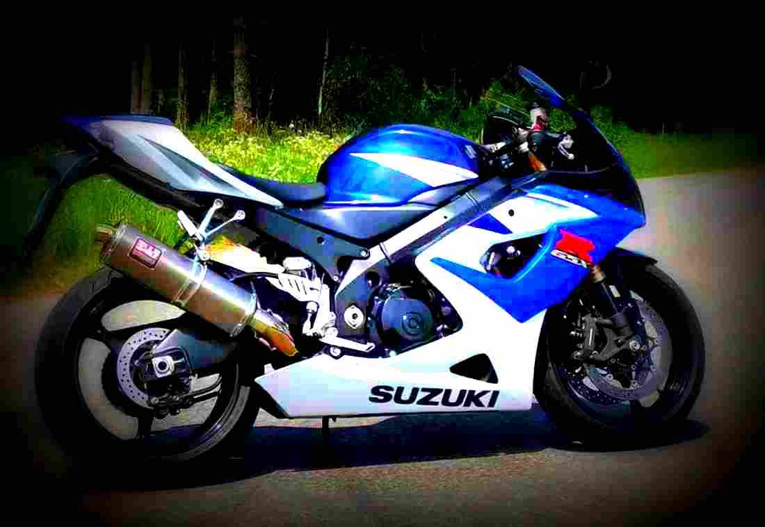 Suzuki GSX R 1000 2001 4 motorbike A4 Photo Print