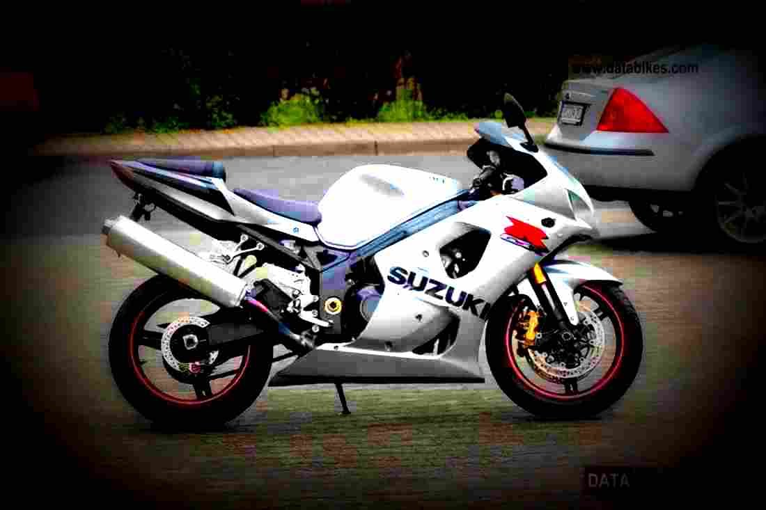 Suzuki GSX R 1000 2003 1 motorbike A4 Photo Print