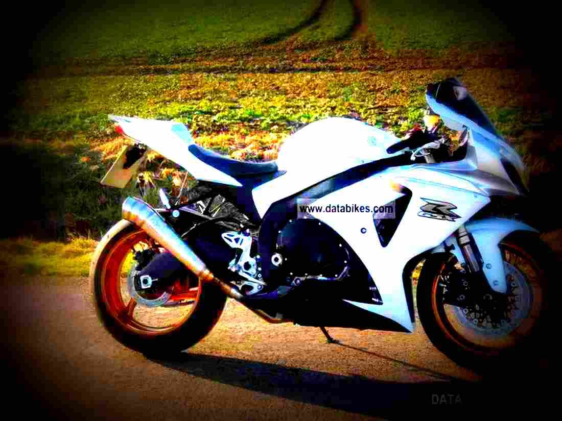 Suzuki GSX R 1000 2009 2 motorbike A4 Photo Print