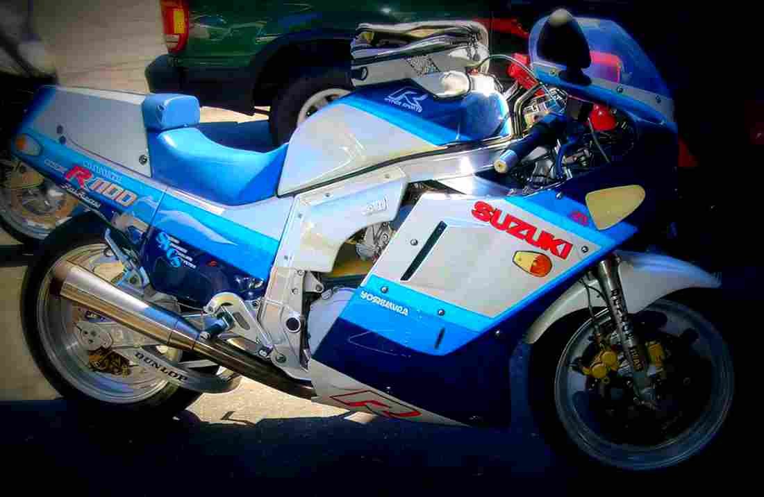 Suzuki GSX R 1100 (reduced effect) 1986 1 motorbike A4 Photo Print