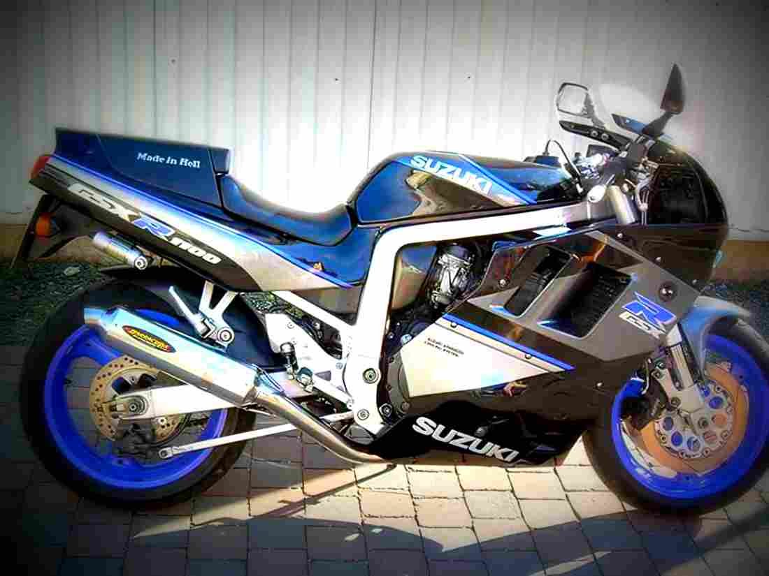 Suzuki GSX R 1100 (reduced effect) 1991 5 motorbike A4 Photo Print
