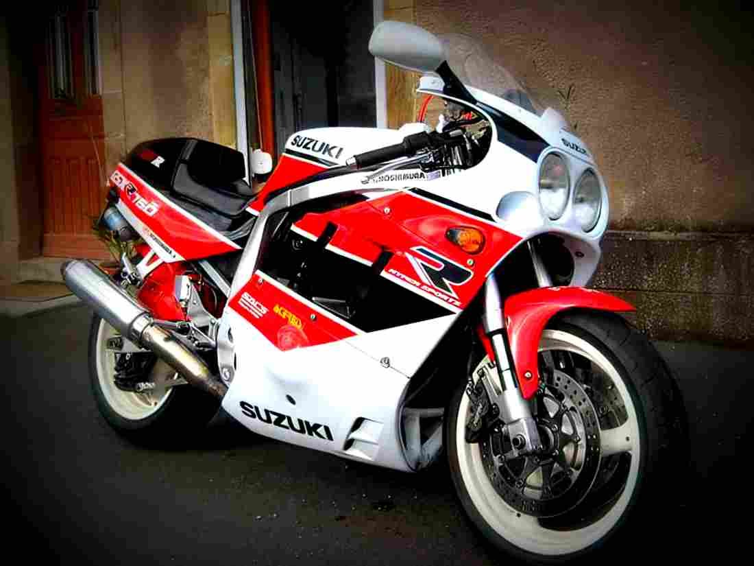 Suzuki GSX R 750 1990 3 motorbike A4 Photo Print