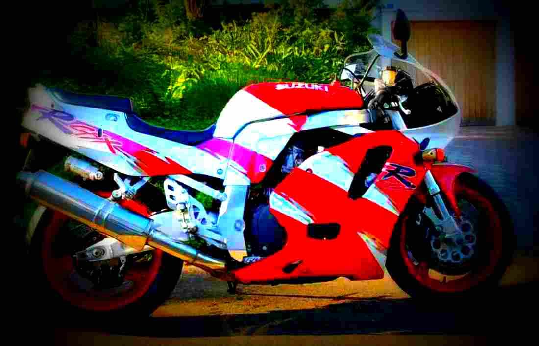 Suzuki GSX R 750 1993 3 motorbike A4 Photo Print