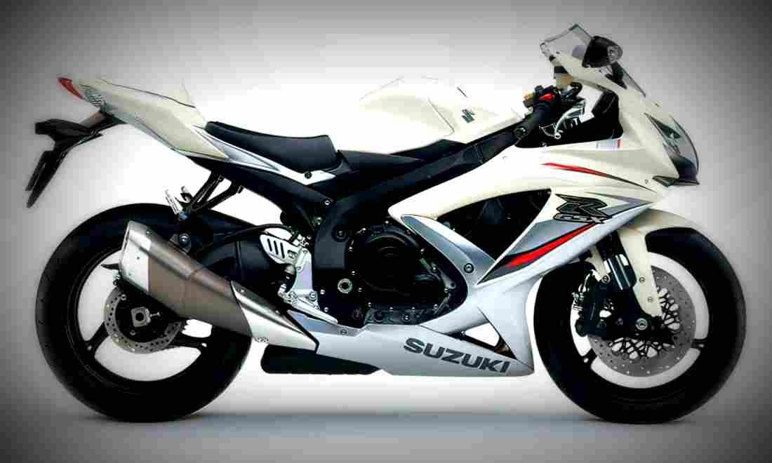 Suzuki GSX R 750 2001 5 motorbike A4 Photo Print