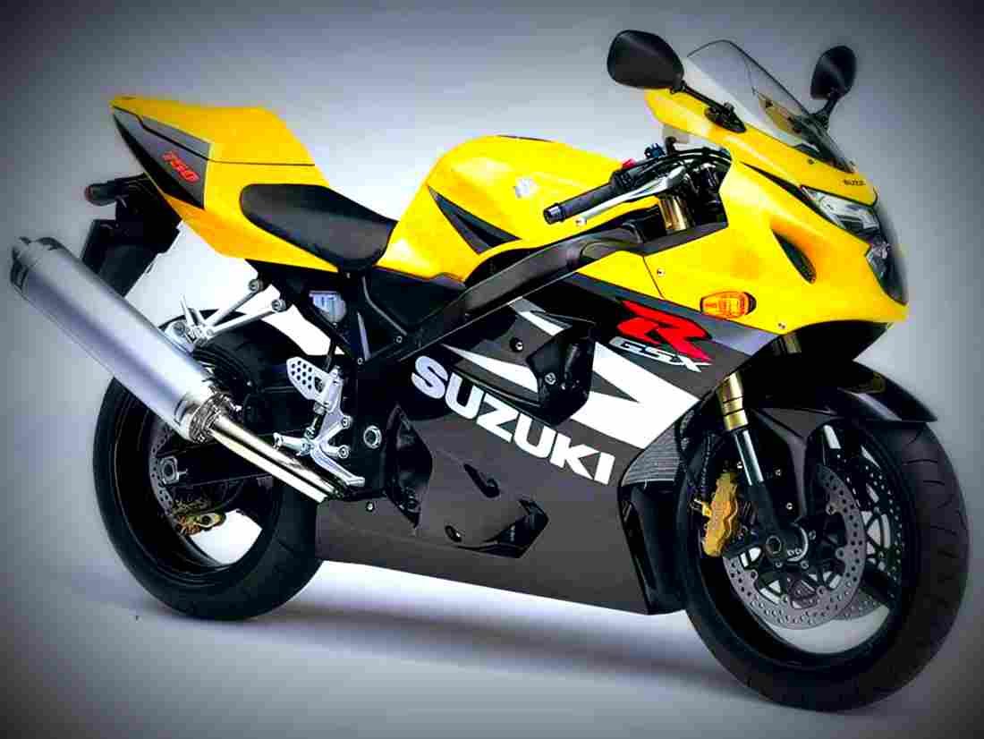 Suzuki GSX R 750 2003 3 motorbike A4 Photo Print