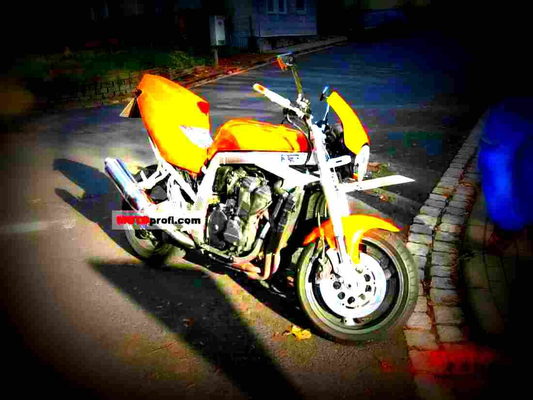 Suzuki GSX R 750 W 1992 4 motorbike A4 Photo Print