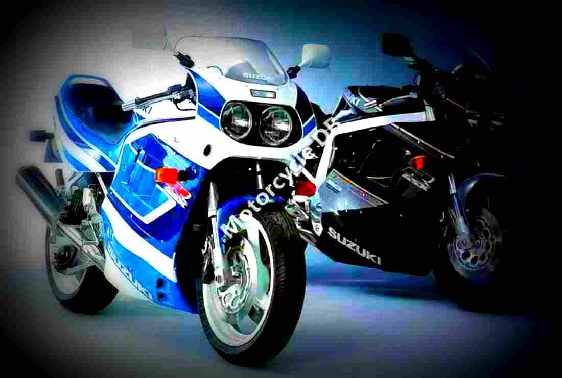 Suzuki GSX R 750 (reduced effect) 1988 3 motorbike A4 Photo Print