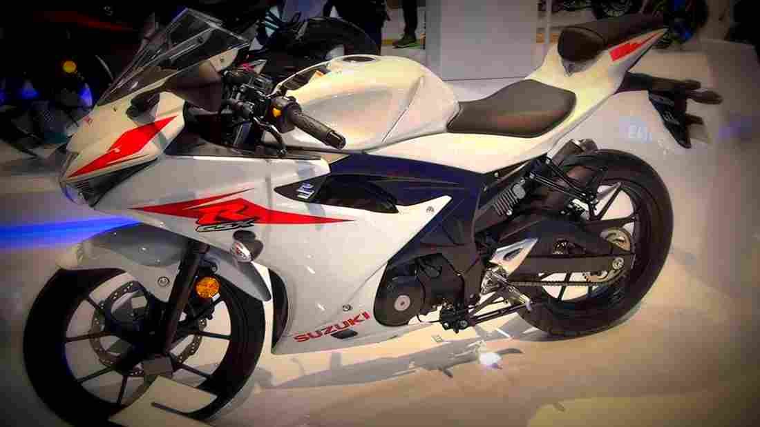 Suzuki GSX R125 ABS 2017 2 motorbike A4 Photo Print