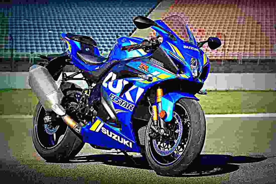 Suzuki GSX RR 2018 2 motorbike A4 Photo Print