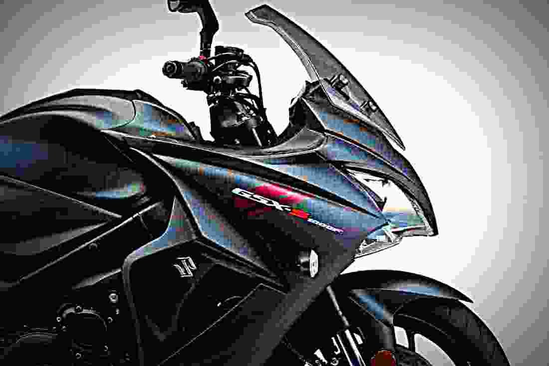 Suzuki GSX S1000FZ 2018 4 motorbike A4 Photo Print