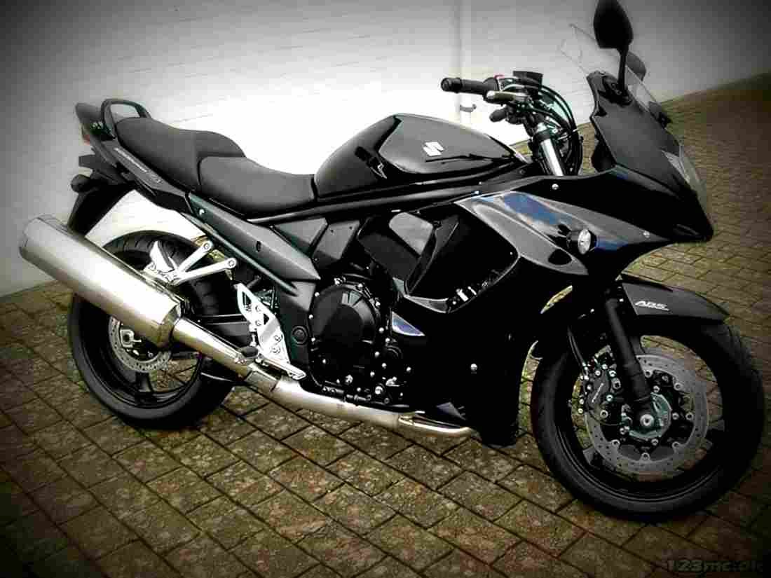 Suzuki GSX1250FA 2017 3 motorbike A4 Photo Print