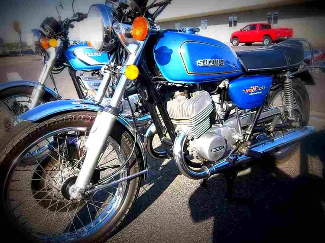Suzuki GT 500 1976 2 motorbike A4 Photo Print