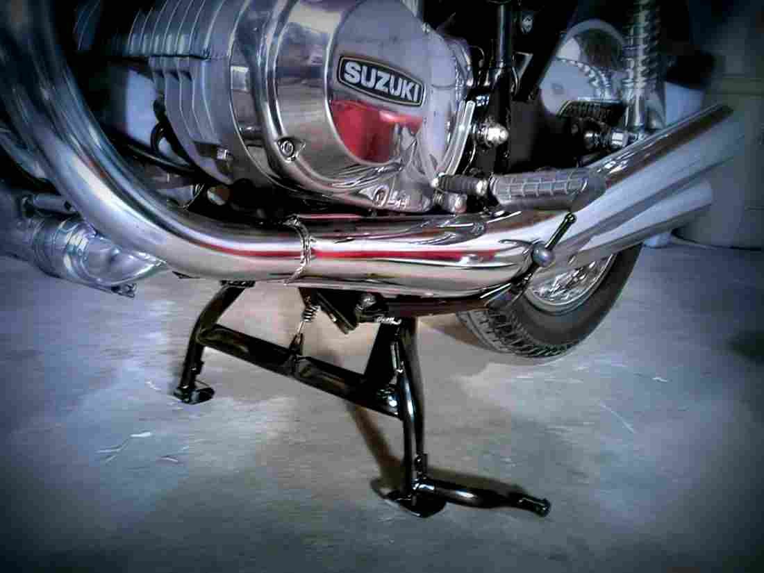 Suzuki GT 550 1976 6 motorbike A4 Photo Print