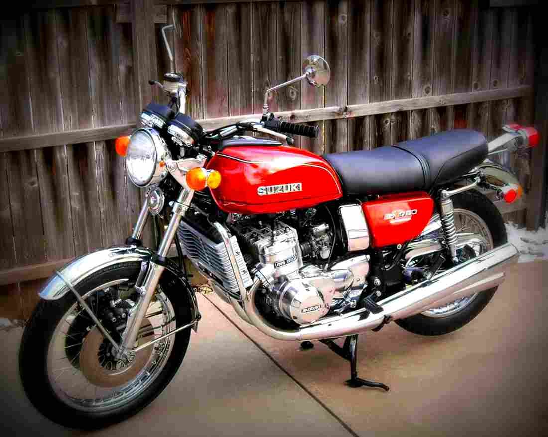 Suzuki GT 750 1973 1 motorbike A4 Photo Print