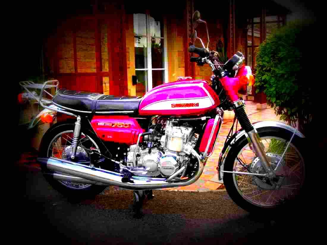 Suzuki GT 750 J 1971 5 motorbike A4 Photo Print
