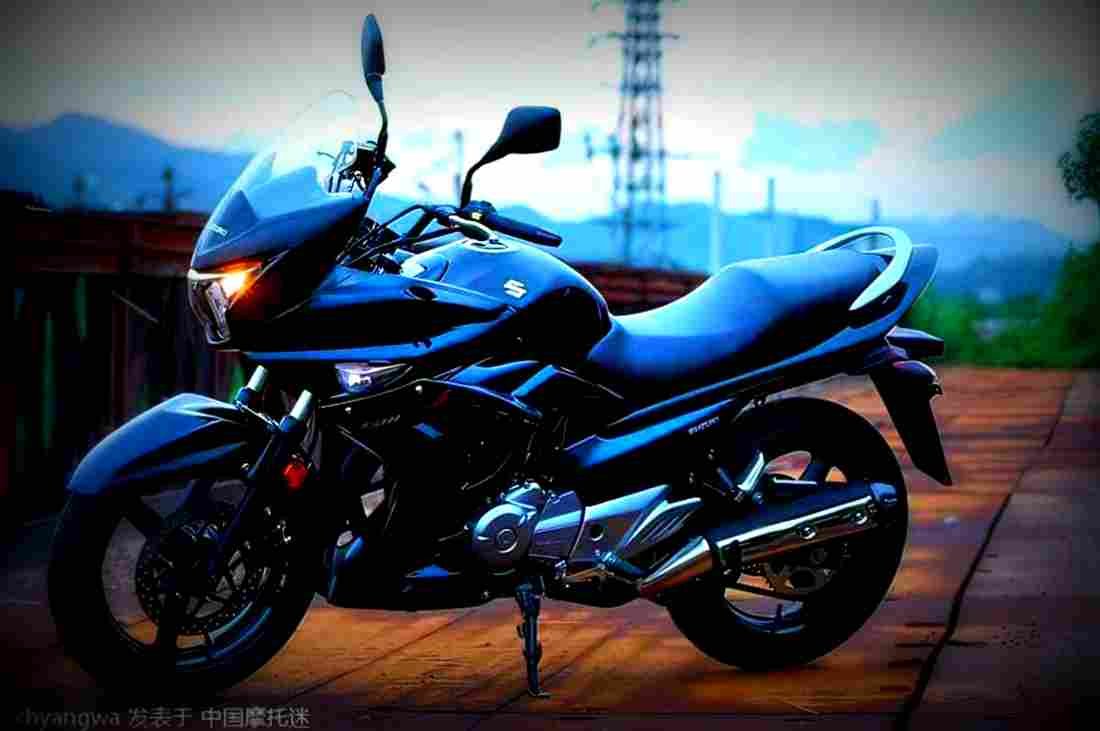 Suzuki GW250F 2017 3 motorbike A4 Photo Print