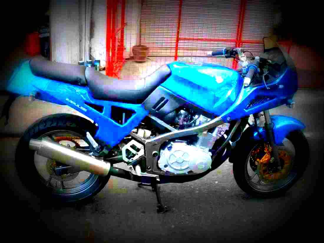 Suzuki Impulse 400 1992 2 motorbike A4 Photo Print