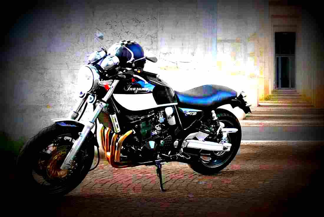 Suzuki Inazuma 400 2002 4 motorbike A4 Photo Print