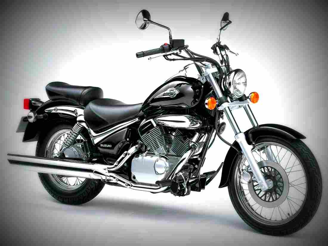 Suzuki Intruder 125 2000 3 motorbike A4 Photo Print