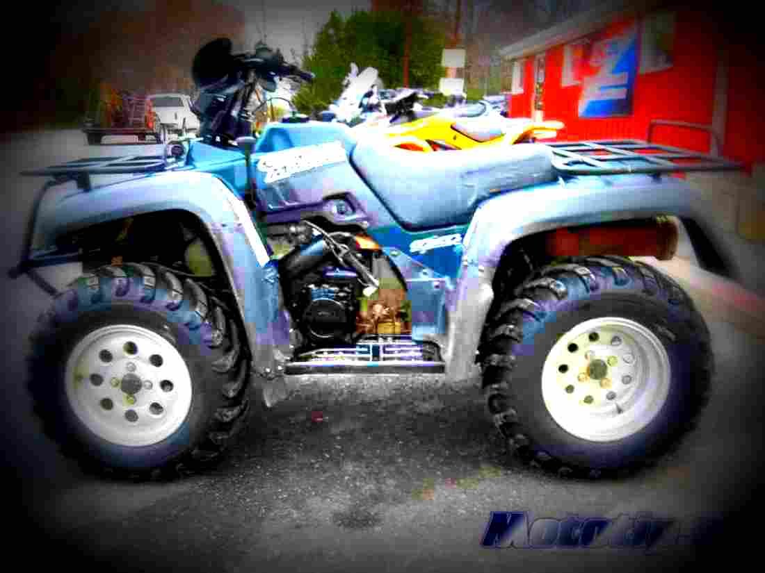 Suzuki LT A700XCK7 LT A700XCK7 2 motorbike A4 Photo Print
