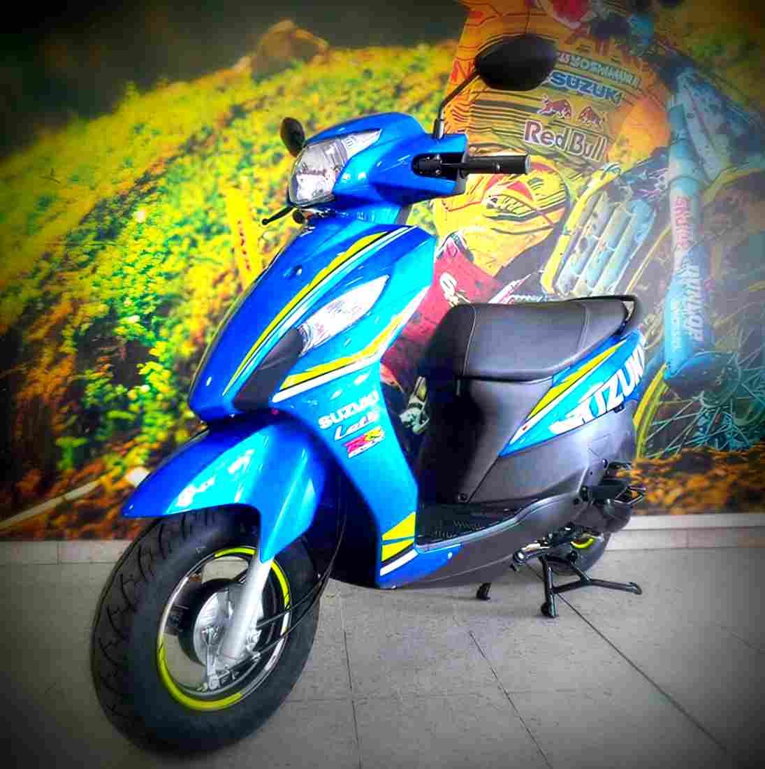 Suzuki Lets 2018 3 motorbike A4 Photo Print