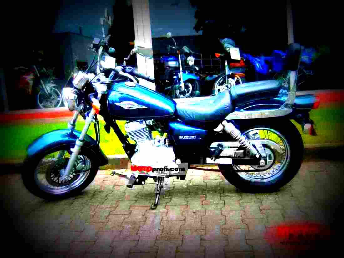 Suzuki Marauder 125 1998 1 motorbike A4 Photo Print