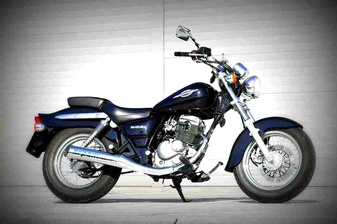 Suzuki Marauder 125 2009 2 motorbike A4 Photo Print