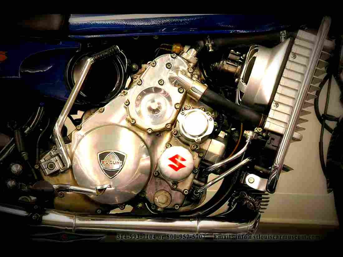 Suzuki RE 5 Rotary 1975 4 motorbike A4 Photo Print