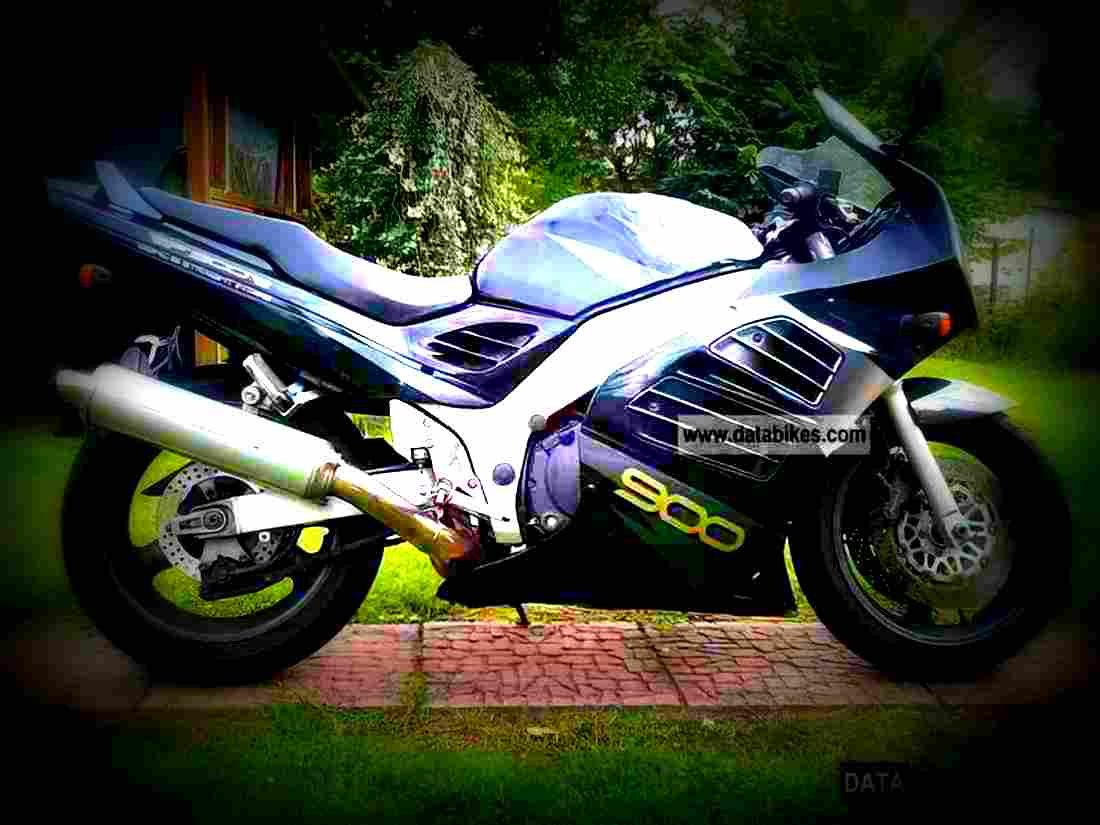 Suzuki RF 900 R 1999 1 motorbike A4 Photo Print