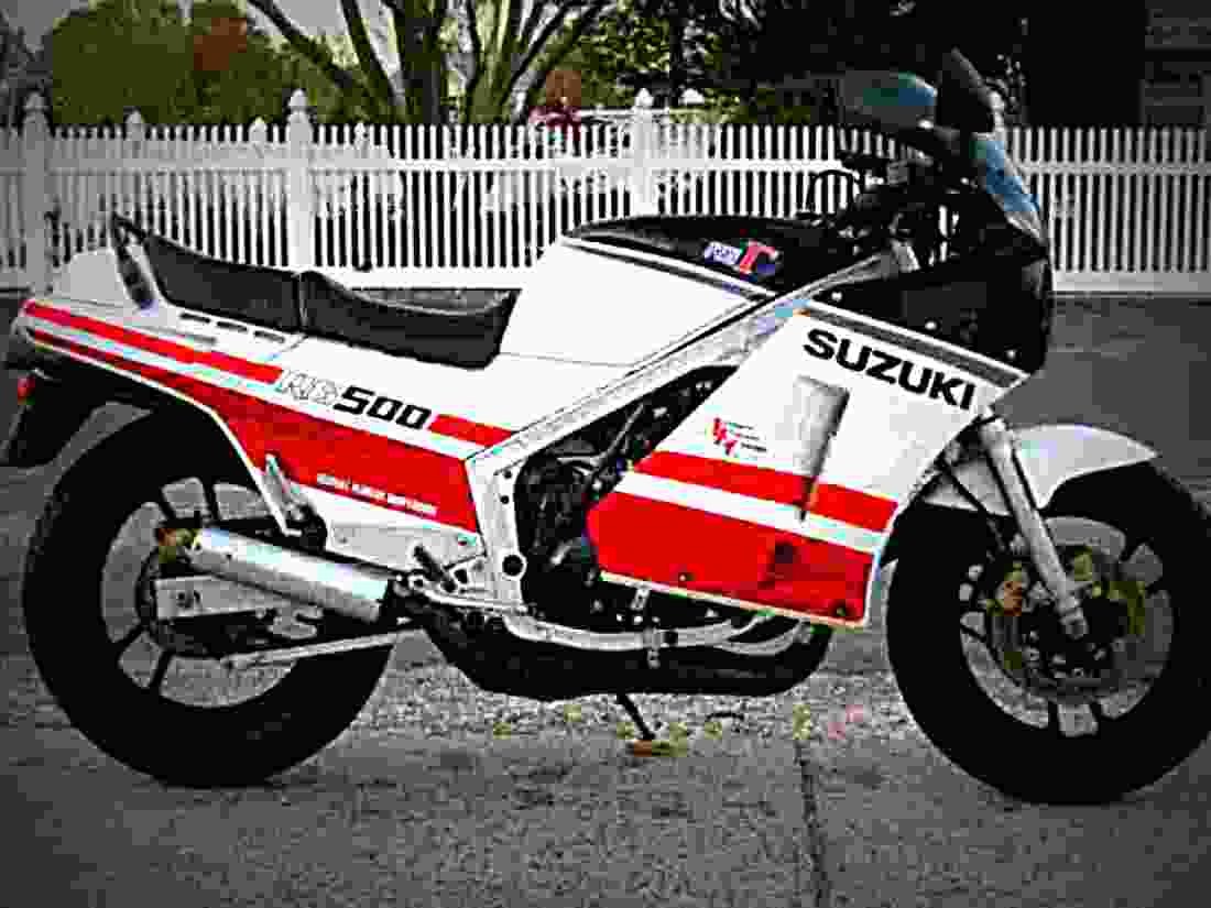 Suzuki RG 500 Gamma 1985 6 motorbike A4 Photo Print