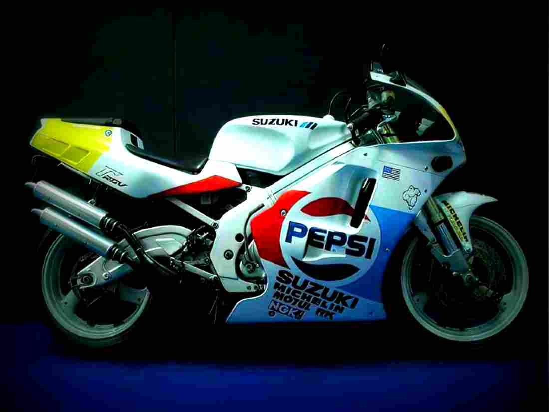 Suzuki RGV 250 Gamma 1989 1 motorbike A4 Photo Print