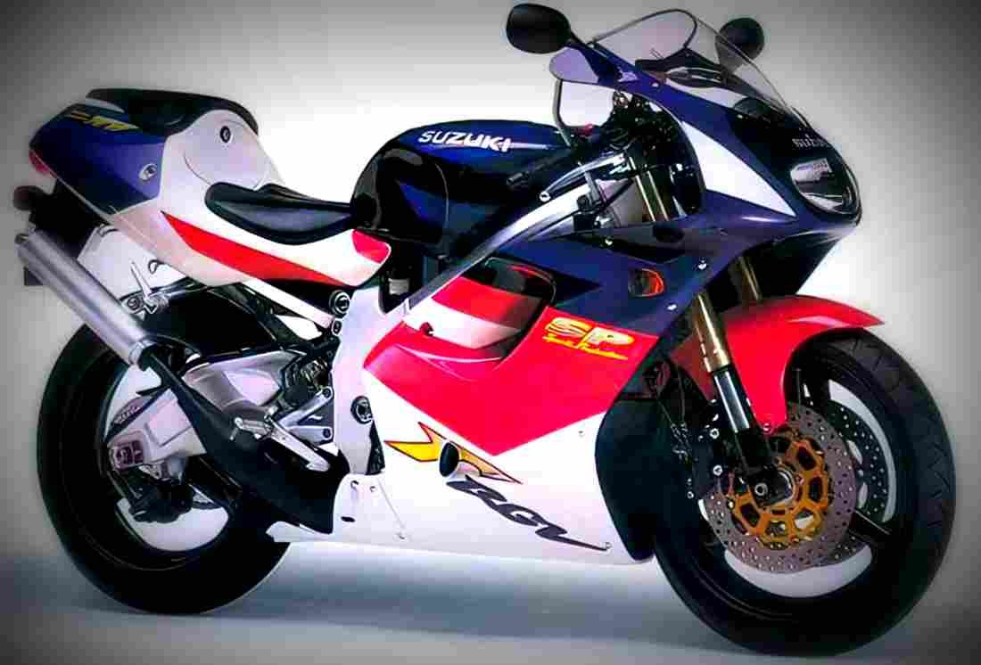 Suzuki RGV 250 Gamma 1991 6 motorbike A4 Photo Print