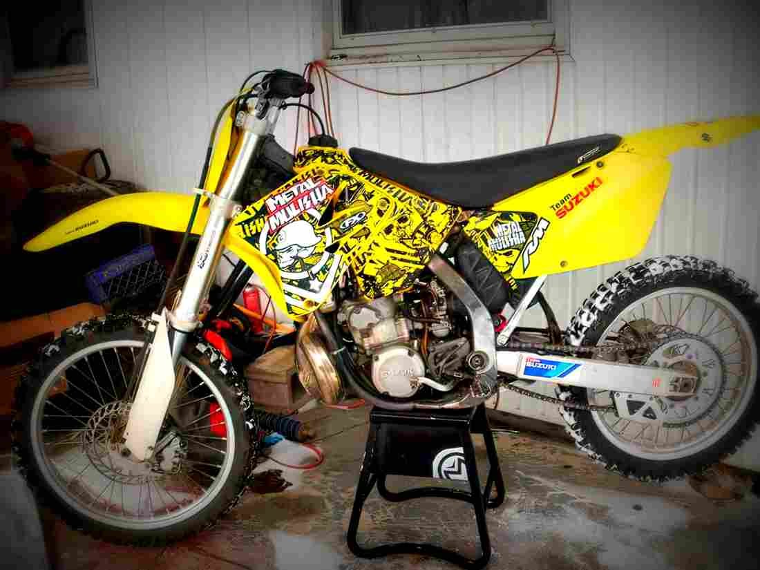 Suzuki RM 250 2003 2 motorbike A4 Photo Print