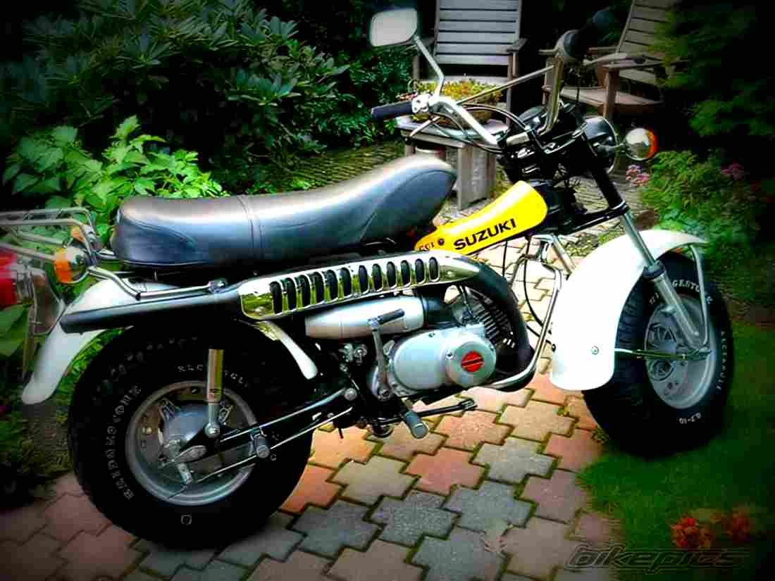 Suzuki RV 90 1980 6 motorbike A4 Photo Print