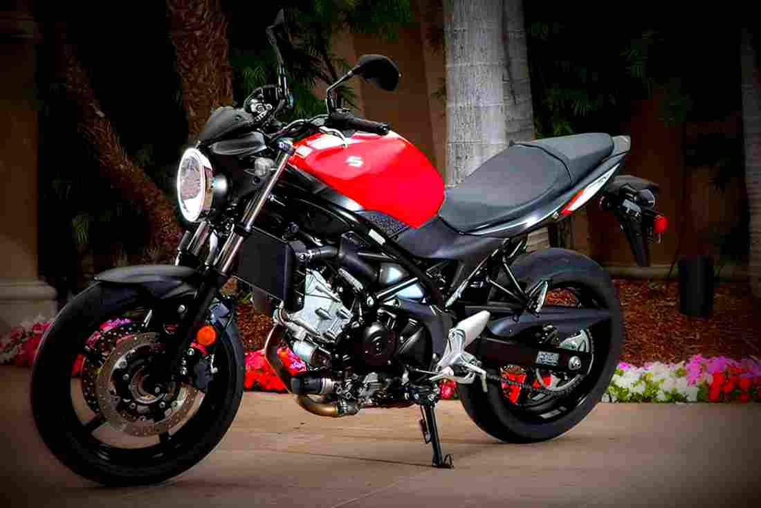 Suzuki SV650 2017 2 motorbike A4 Photo Print