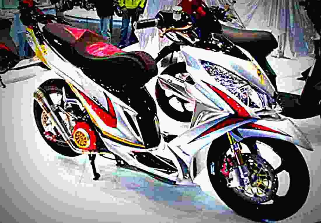 Suzuki Skydrive 125 2017 4 motorbike A4 Photo Print
